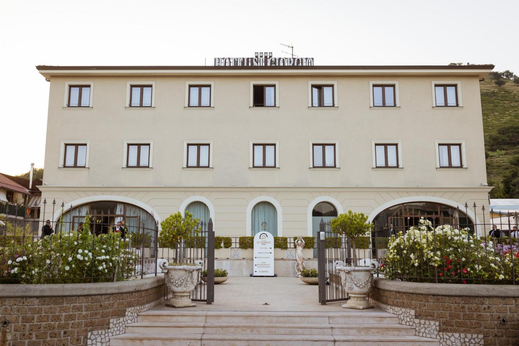 Hotel St. Giorgio Castel San Giorgio Buitenkant foto